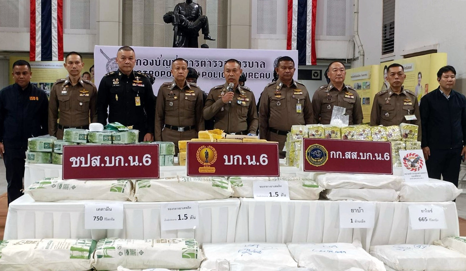 สืบ 6 บุกทลายแหล่งพักยาเสพติดย่านกำแพงแสน ยึดยาบ้า-ไอซ์-คีตามีน