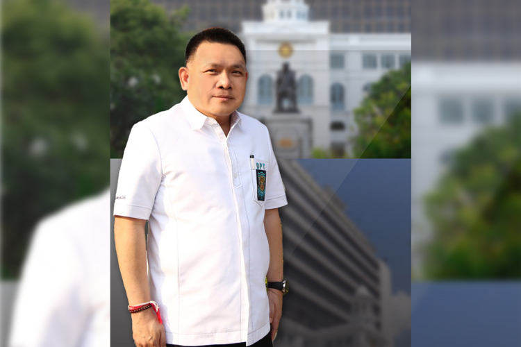 กรมโยธาธิการและผังเมือง ร่วมกับ อบต.บ้านใหม่ อำเภอท่าม่วง จังหวัดกาญจนบุรี เร่งกำจัดผักตบชวาเปิดทางน้ำไหล