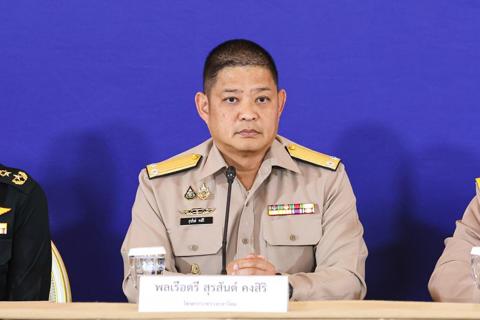 หลักฐานมัดแน่น! “โฆษก กห.” โชว์คลิปทหารเขมร “เก็บทุ่นระเบิดเก่า-วางใหม่” ลั่นเลิกถอนอาวุธหนัก–เชลยศึกยังไม่กลับจนกว่าสงบ