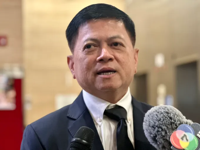 “อธิบดีปกครอง” ลั่นต่างชาติเข้ามาต้องปฏิบัติตามกม.ไทย ระบุเนรเทศเป็นแค่มาตรการหนึ่ง ชี้ ต้องหาเจ้าของพื้นที่สุสานยิวแปดริ้วให้เจอ 