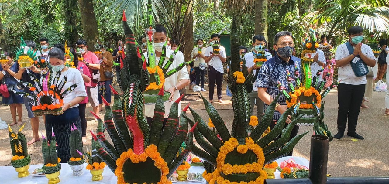 ส่องขันน้ำมนต์บวงสรวง'ปู่ศรีสุทโธ' ผู้ว่าฯเผยข่าวดีอาจเพิ่มรอบเข้าคำชะโนด