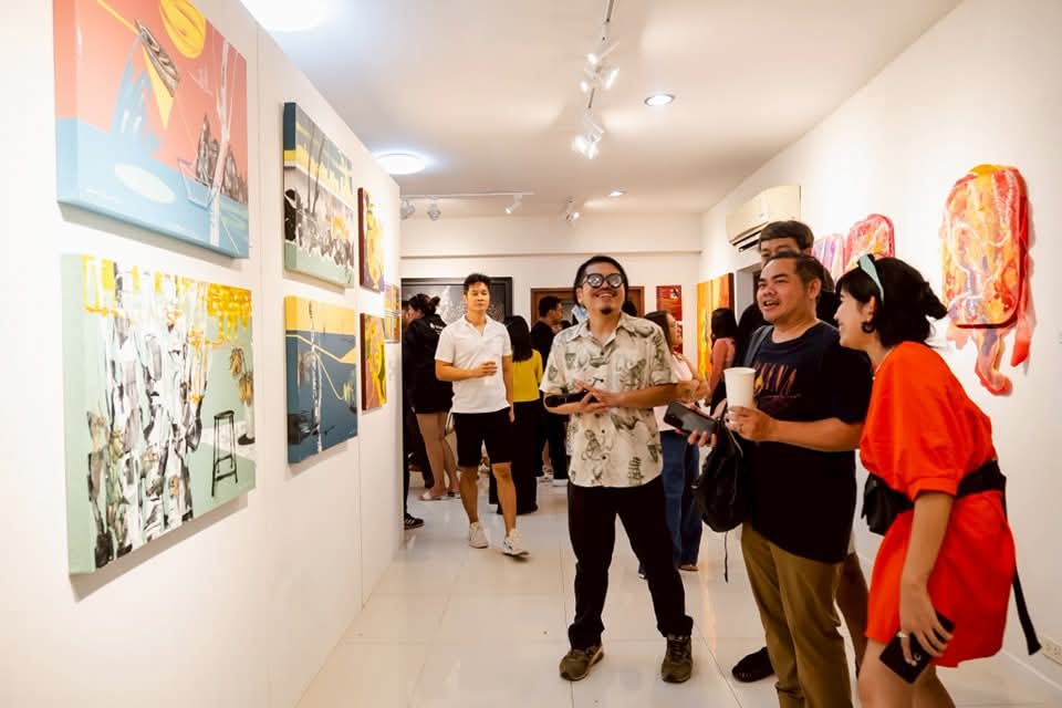 Explode Gallery: จุดระเบิดแห่งแรงบันดาลใจบนชั้น 2 ของร้านกาแฟบ้านบางอ้อ