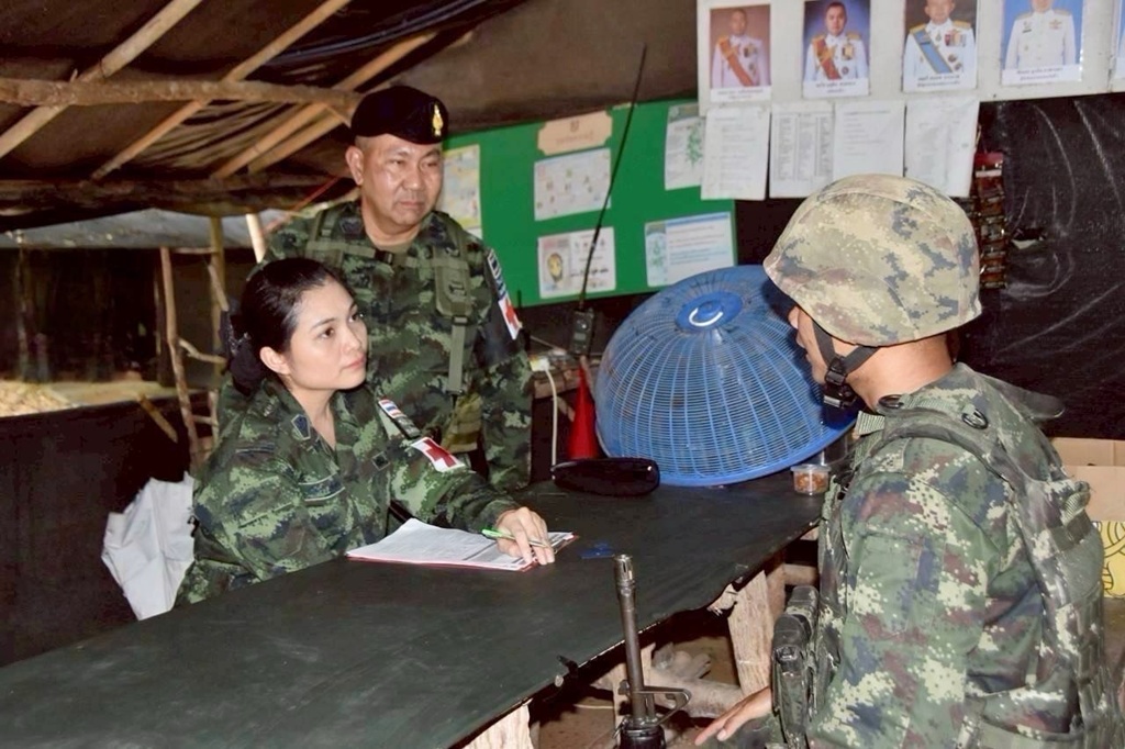 ทบ. ส่งทีมแพทย์ M-MCATT ดูแลกำลังพลชายแดน ประเมินสภาพจิตใจหลังการสู้รบ