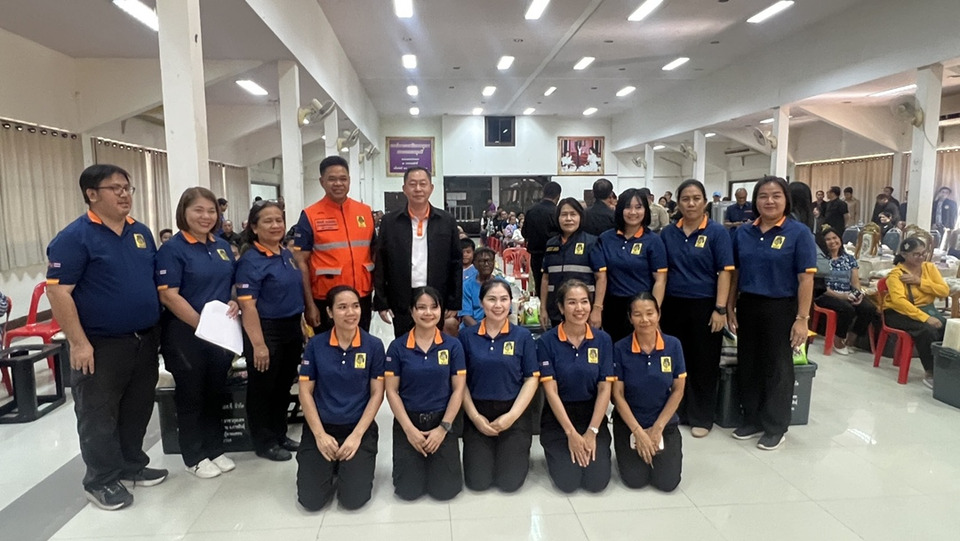 ปภ.ร่วมพิธีมอบสิ่งของและปล่อยขบวนรถบรรทุกน้ำช่วยเหลือผู้ประสบภัยแล้งในพื้นที่ จ.กาฬสินธุ์และร้อยเอ็ด 