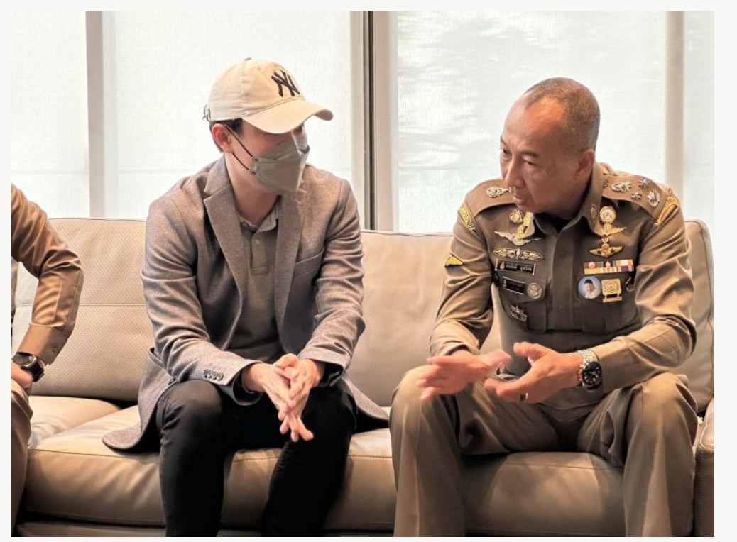 ตำรวจไซเบอร์​ควบคุมตัวเมฆ รามา แจ้งข้อหาร่วมกันชักชวนเล่นการพนันออนไลน์ และ พรบ.ฟอกเงิน เตรียมส่งฟ้องพรุ่งนี้