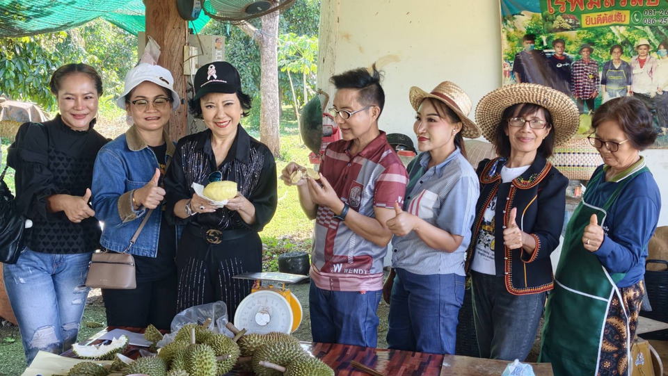 ศรีสะเกษคึก! "ดร.กัลยาณี" ลงไร่พิมลวัลย์ ดันทุเรียนภูเขาไฟ GI ปลอดสารขายดี