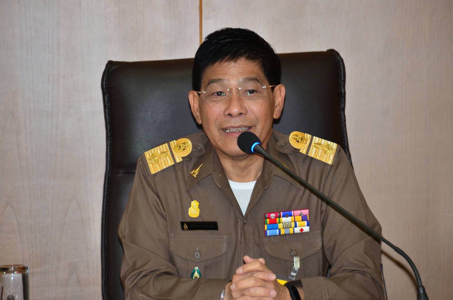 องคมนตรี ติดตามโครงการอันเนื่องมาจากพระราชดำริ จังหวัดสมุทรปราการ