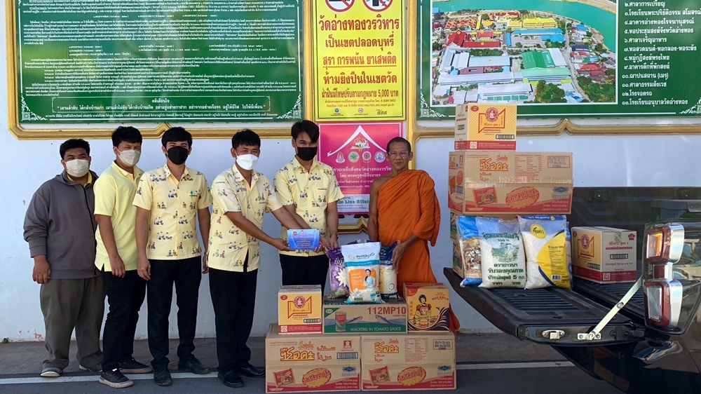 พระไม่ทิ้งโยม! ศูนย์ช่วยเหลือฯวัดอ่างทองวรวิหาร เร่งช่วยกลุ่มเปราะบาง เยียวยาครอบครัวผู้ประสบอุทกภัย 