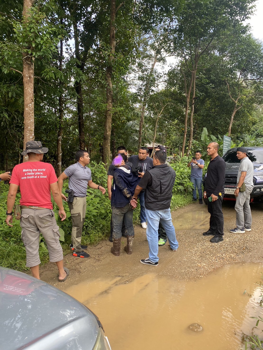 บุกรวบคนร้ายฆ่าโหดแฟนสาวแทงคอ18 แผล ทิ้งศพในทุ่งนา ที่อำนาจเจริญ หนีมากบดาน จ.พังงา