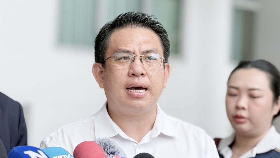  ‘วิโรจน์’ บอก “ดีแล้ว”  รัฐบาลทบทวนเกณฑ์ลดหย่อนภาษี “บัตรสวัสดิการแห่งรัฐ”