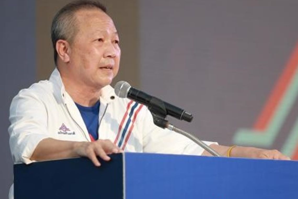 "หมอเหรียญทอง" ชี้นโยบายลาคลอด 6 เดือนรัฐบาลใหม่ส่งผลเสียต่อลูกจ้าง