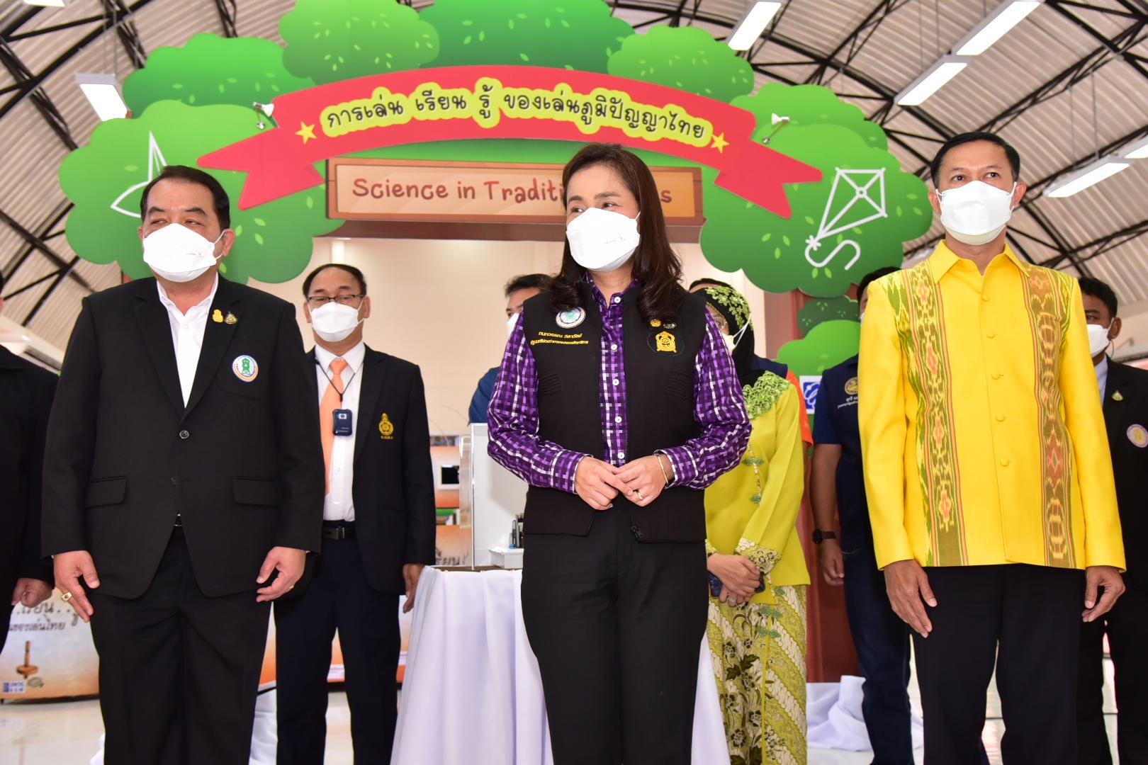 "ครูพี่โอ๊ะ"ล่องปัตตานี-ยะลา เปิดกิจกรรมนิทรรศการ “Science in Traditional Toys” 