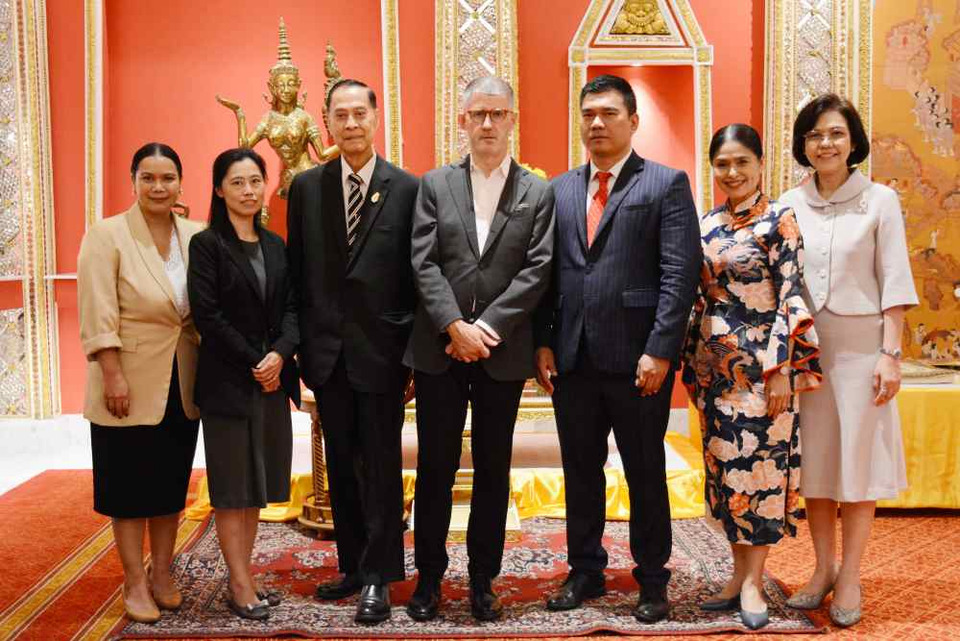 ร.ร.มณเฑียร สุรวงศ์ จัดพิธีทำบุญครบรอบ 59 ปี