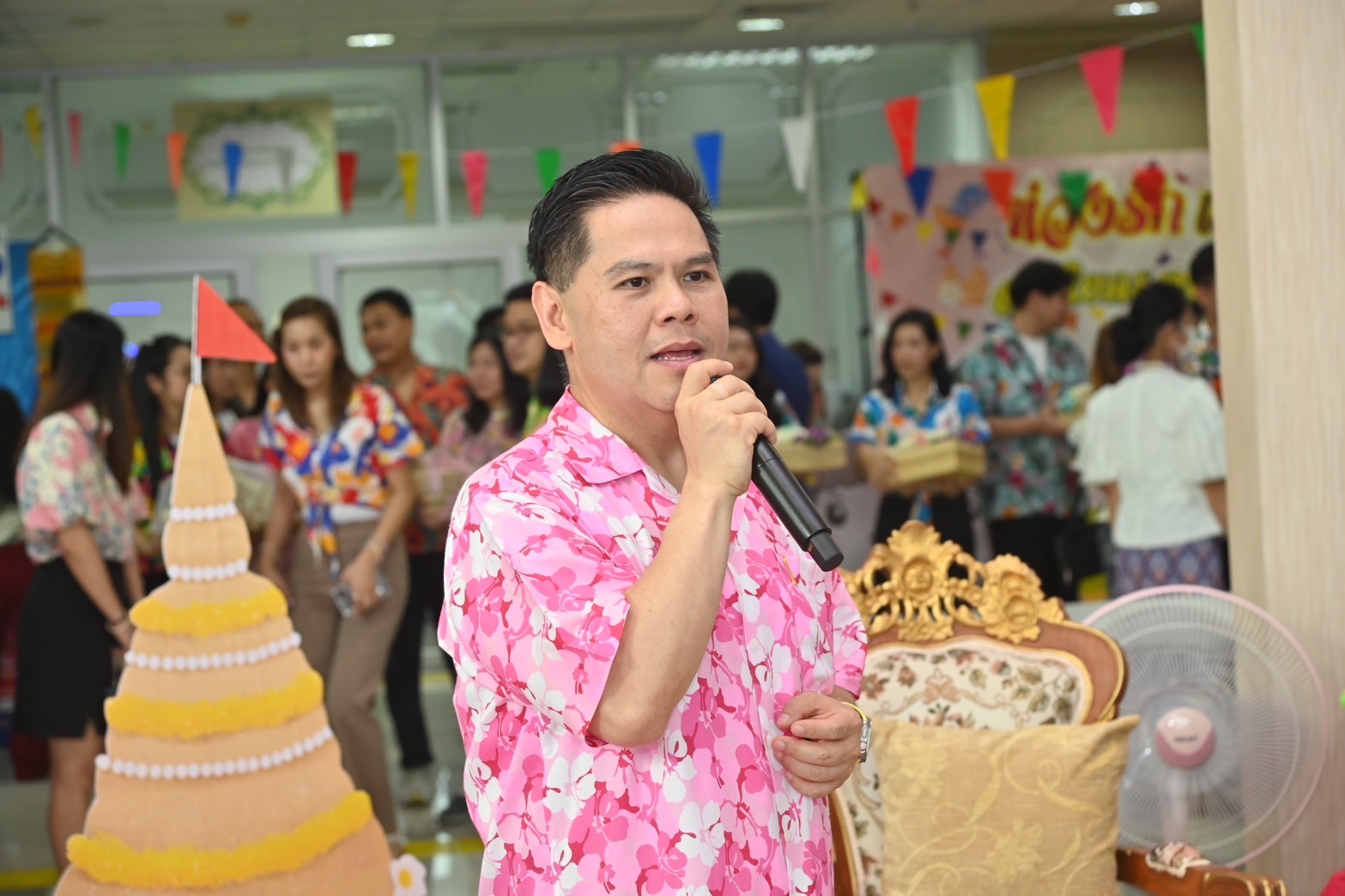 “วราวุธ” มั่นใจ “อุ๊งอิ๊งค์-เศรษฐา” คุยปรับครม."เพื่อไทย" ลงตัวก่อนหารือพรรคร่วมรัฐบาล