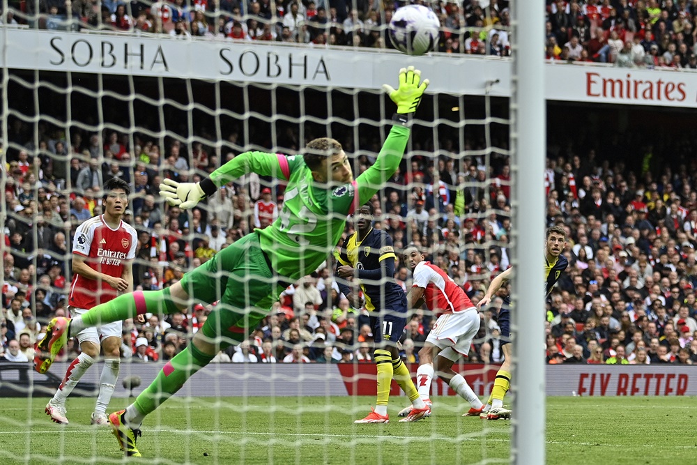 “อาร์เซน่อล” ไล่อัด “บอร์นมัธ” 3-0 หนีแมนซิตี้ 4 แต้ม