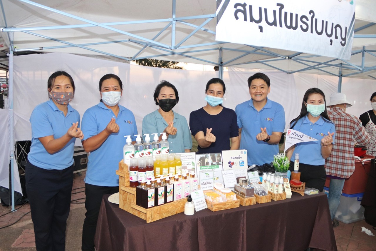 พาณิชย์จังหวัดพะเยาจัดเต็ม ตลาดชุมชนเพื่อธุรกิจท้องถิ่น กระตุ้นการใช้จ่าย สร้างเม็ดเงินกระจายสู่ชุมชน
