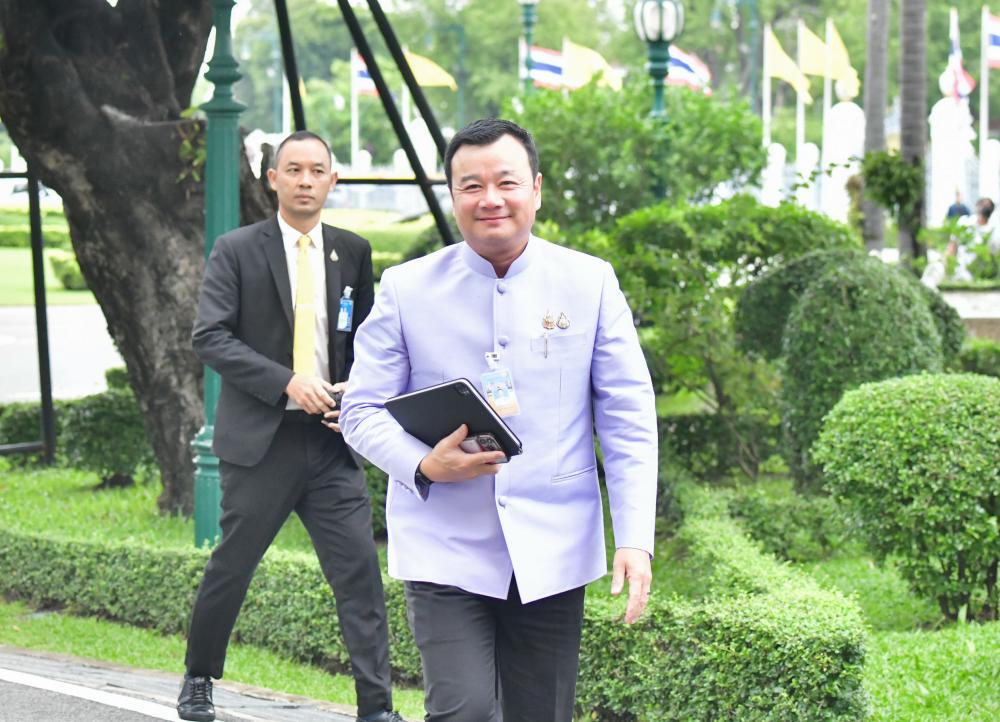 "สรวงศ์" เล็งปัดฝุ่น "โครงการคนละครึ่ง - เราเที่ยวด้วยกัน" ใช้ช่วงโลว์ซีซั่นปี 68 มุ่งจัดกิจกรรมดึงเงิน "นทท.จีน" ช่วงโกลเด้นวีค