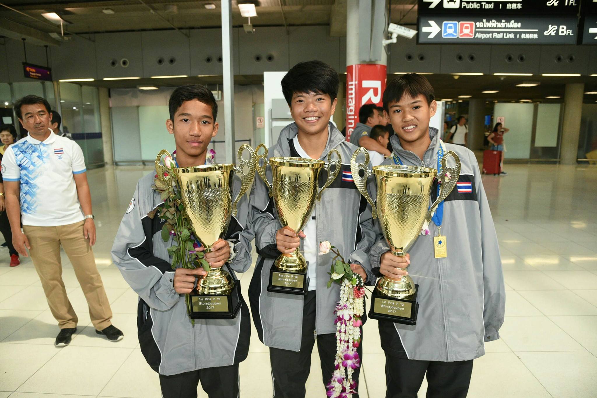 เด็กกทม.คว้า2แชมป์ฟุตบอลสตูร์เชอร์คัพ 2017