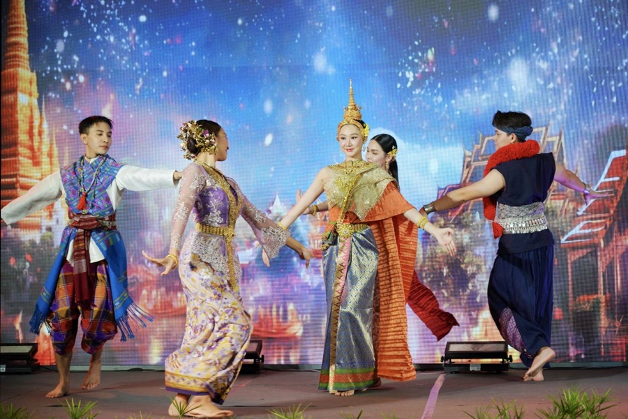 ยกทัพศิลปินโชว์ศิลปวัฒนธรรมสุดอลังการงานวิถีถิ่น วิถีไทย 2568
