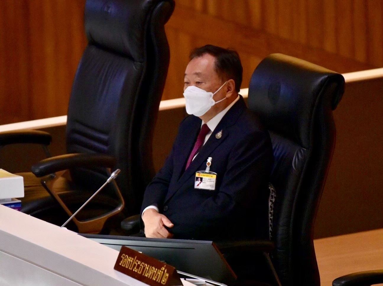 "ศรีสุวรรณ" เตรียมยื่น ปปช. ลงดาบ "สุชาติ" กรณีตบ "สจ.เปี๊ยก" ฝ่าฝืนจริยธรรม