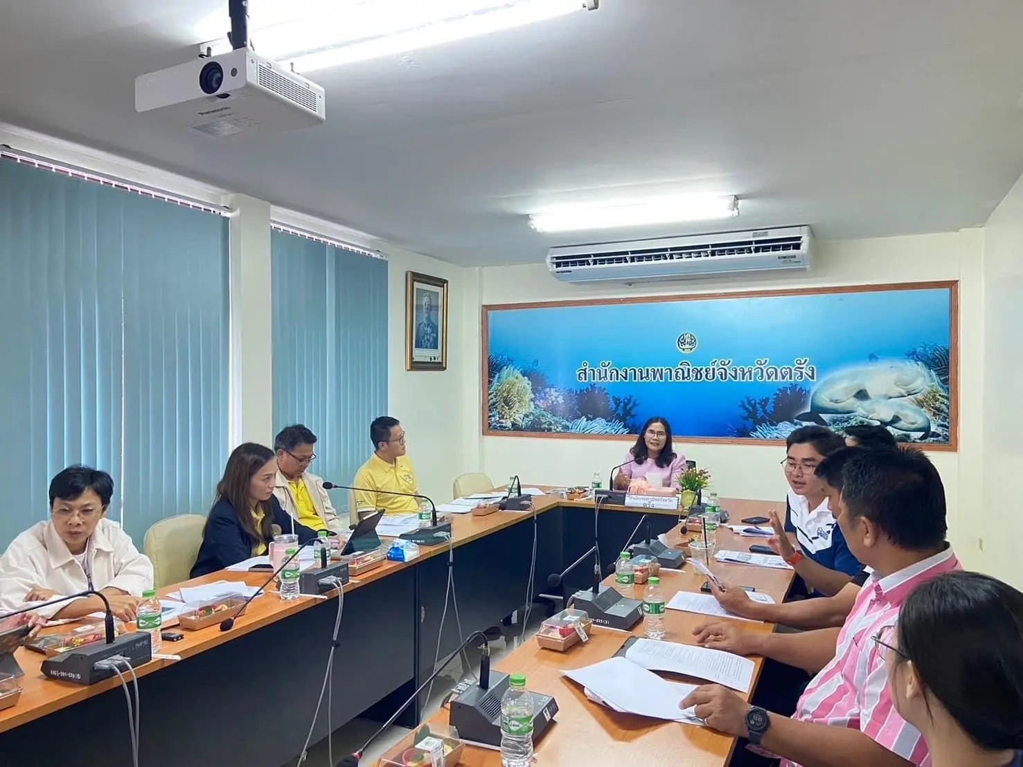 พณ.ตรังขับเคลื่อนการทำงาน 10 นโยบายสำคัญของกระทรวงพาณิชย์