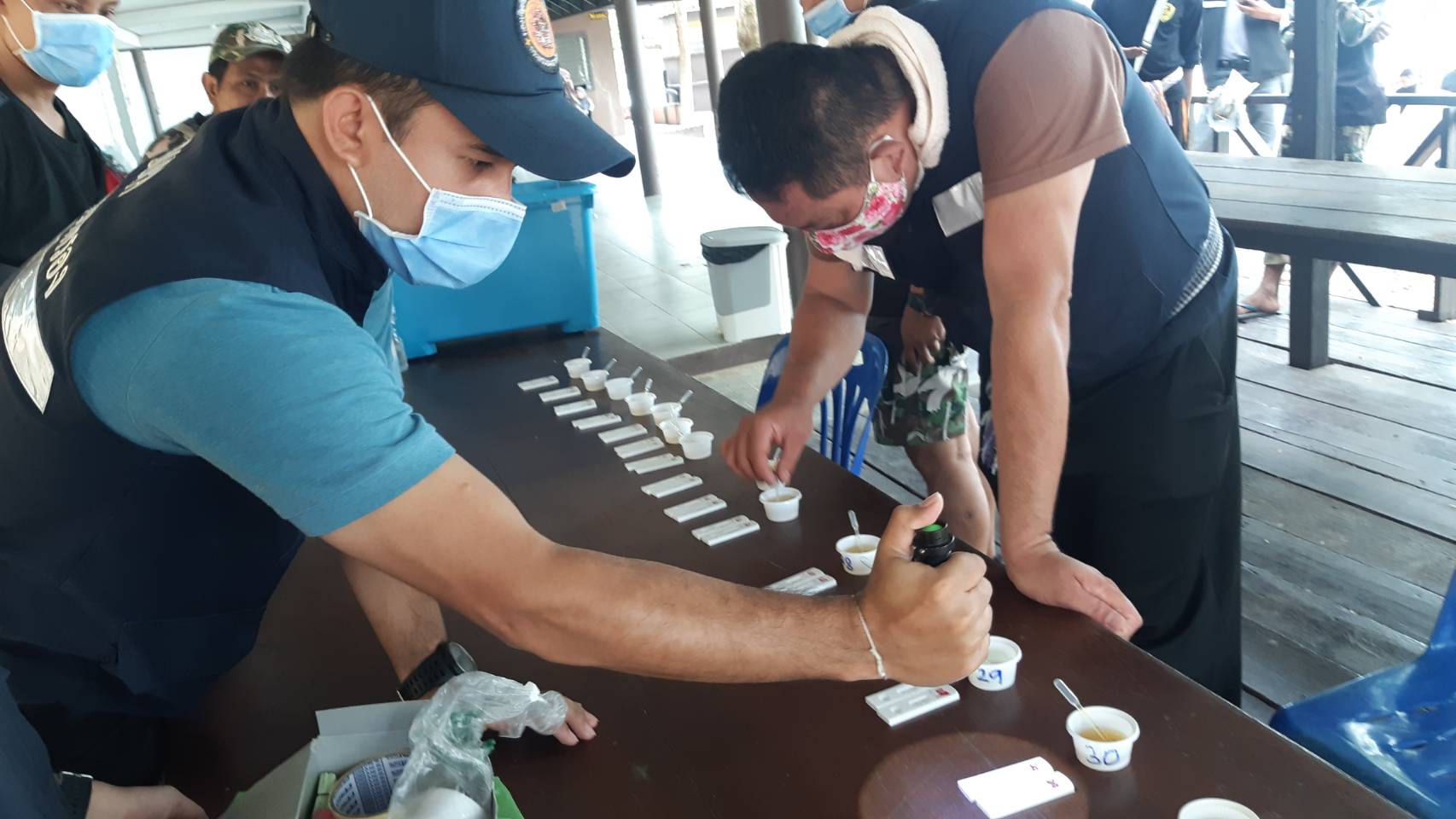 อุทยานฯอ่าวพังงาตรวจเข้มยาเสพติดเจ้าหน้าที่กว่า 100 คน พบฉี่ม่วง 1 ราย สั่งไล่ออกทันที