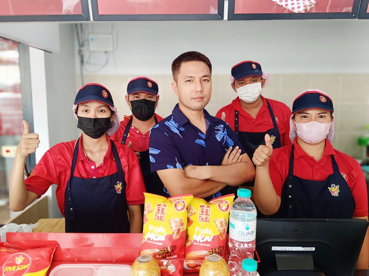 "ธุรกิจห้าดาว" ตอบโจทย์ผู้ประกอบการรุ่นใหม่ "ธนะโรจน์ พุฒิเชาว์วัฒน์" ฝ่าวิกฤติโควิด-19 ได้ด้วยแฟรนไชส์ห้าดาว