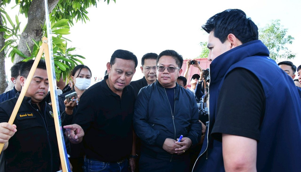 กรมชลฯ เร่งระบายน้ำลุ่มเจ้าพระยาตอนล่าง รับมือพายุ "คัลแมกี" ตามข้อสั่งการนายกฯ