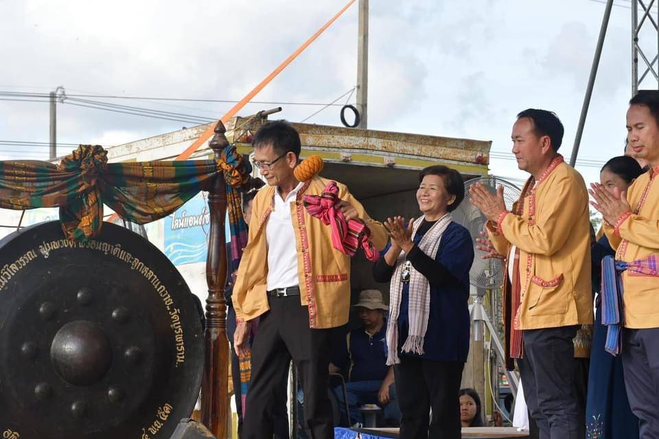 รมช.มหาดไทย เปิดงานประเพณีบุญบั้งไฟอำเภอคำเขื่อนแก้ว 