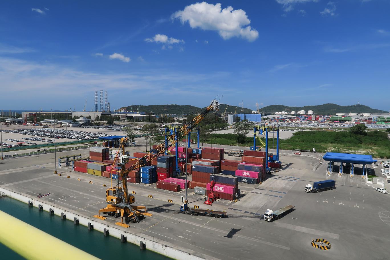 “กทท.”จับมือ TDRI ศึกษาผลกระทบกำหนดให้เรือชายฝั่งที่รับตู้สินค้าขาเข้าที่ท่าเรือแหลมฉบัง