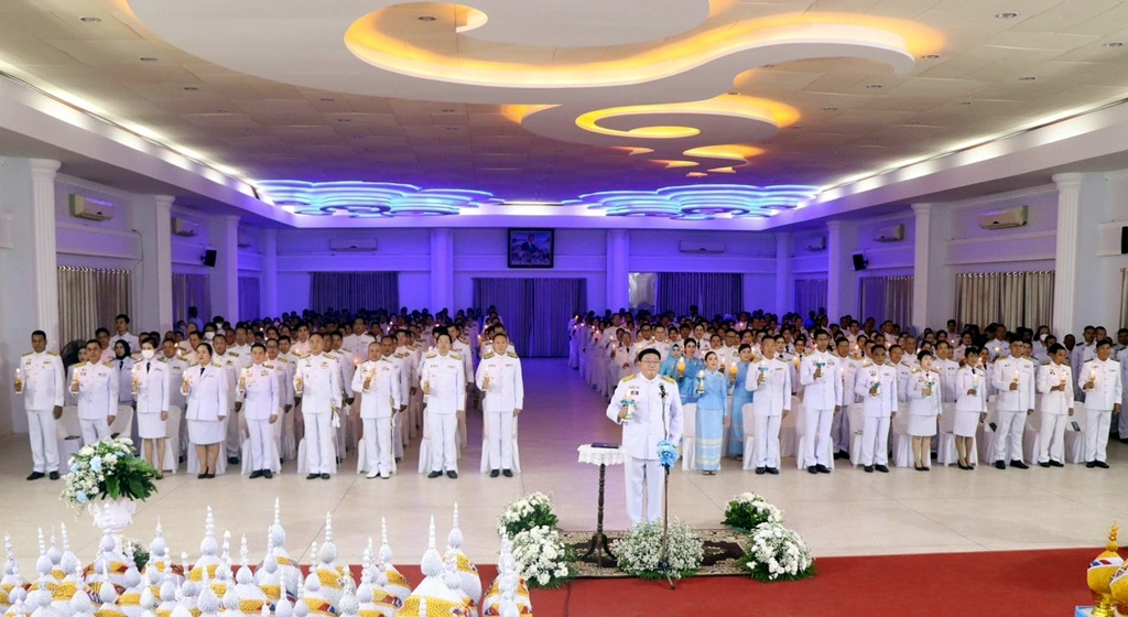 ผู้ว่าฯสตูล นำพสกนิกรทุกหมู่เหล่า จุดเทียนถวายพระพรชัยมงคล เนื่องในวันเฉลิมพระชนมพรรษา 12 สิงหาคม 2567