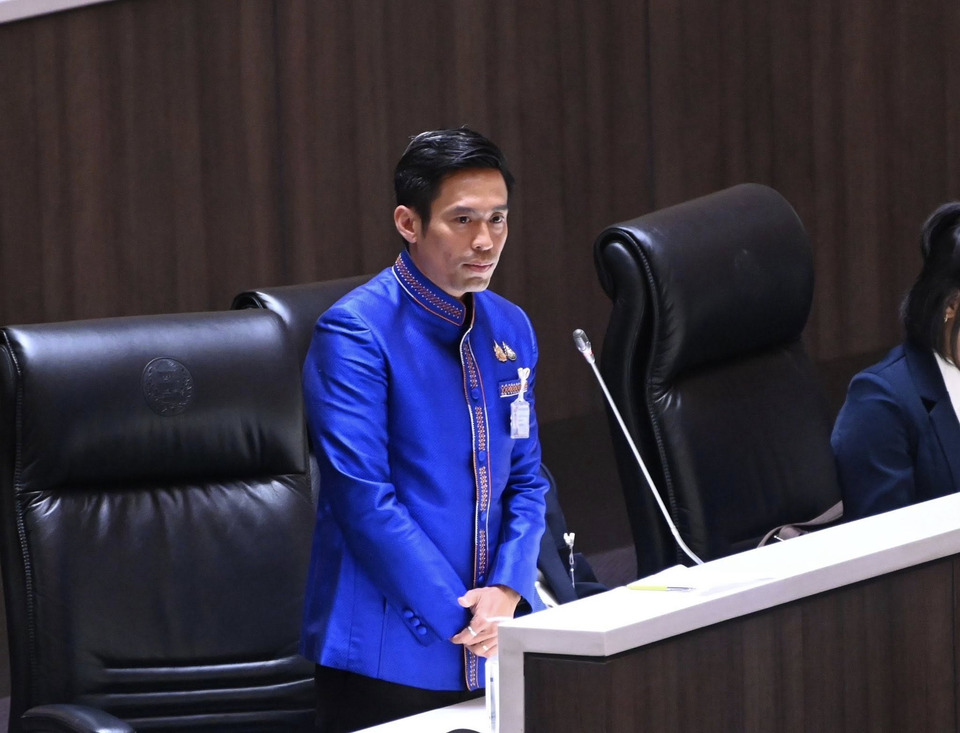 “กรวีร์” เผยเตรียมจัดสรรโควตา "ปธ.กมธ." ไม่เกิน สิ้นเดือนเม.ย. "ภท." ได้ 14 เก้าอี้ ไม่หวั่น “ฝ่ายค้าน” ประเดิมตั้งกระทู้สดสัปดาห์หน้า 