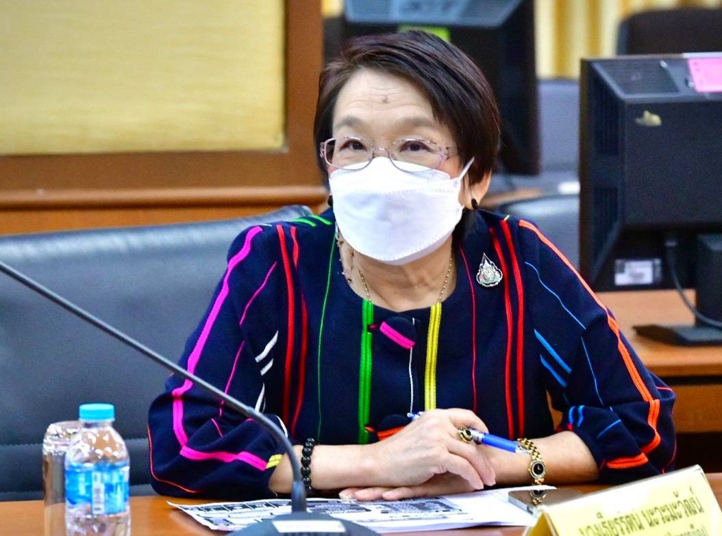 โฆษกแรงงานแจงผลงานรัฐบาลจ้างงานนักศึกษาจบใหม่นับแสนคน พร้อมหาตำแหน่งว่างเพิ่มสู้โควิด