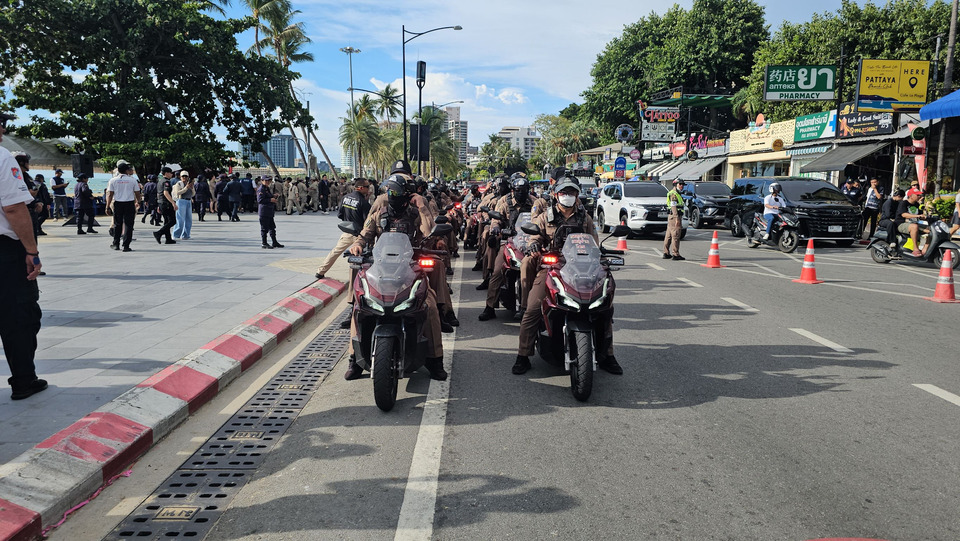 ชลบุรีปล่อยแถว “Operation 90 Days” ระดม 430 นาย ผ่าแผน 90 วัน พิฆาตยาเสพติดทั่วจังหวัด 