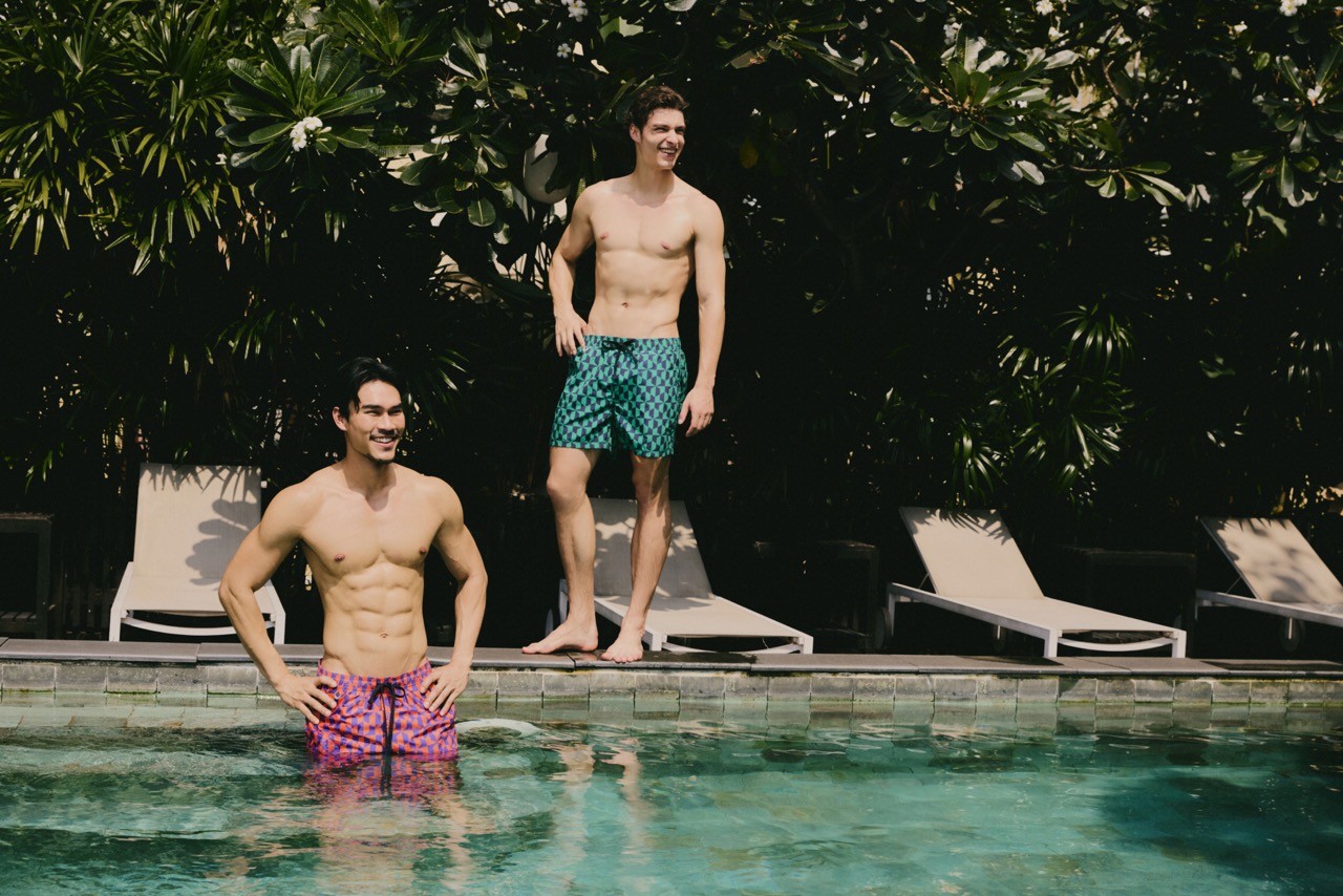 จิม ทอมป์สัน เปิดตัวคอลเลกชัน AQUASILK® สวิมแวร์สำหรับผู้ชายครั้งแรก 