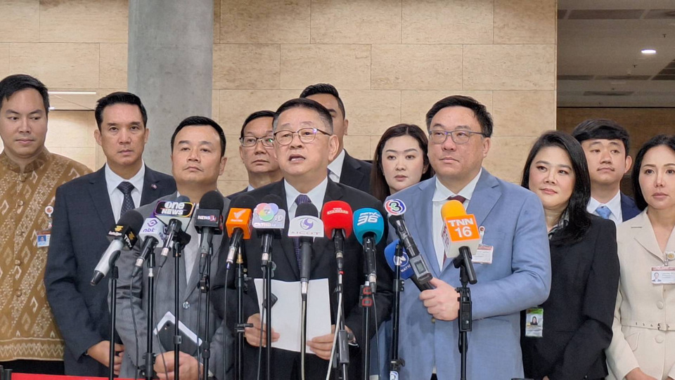“เพื่อไทย” จี้รัฐบาลอนุทินปราบคอลเซ็นเตอร์ชง 7 ข้อเร่งทำทันที ชูโมเดล 3 ตัด “อิ๊งค์” ได้ผลจริง ลั่นอย่าทำแค่หวังคะแนนเสียง