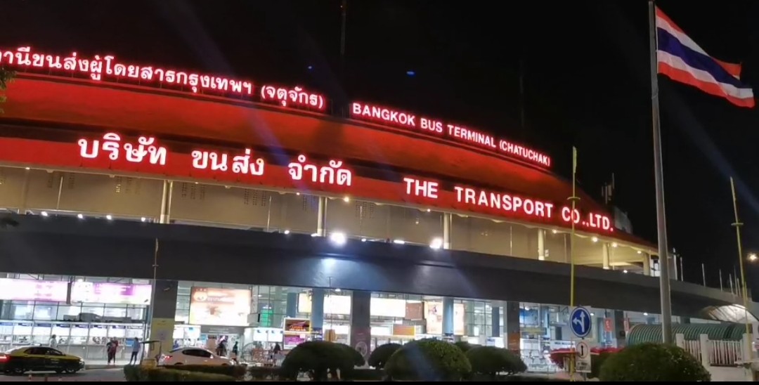 บรรยากาศการเดินทางกลับภูมิลำเนาของประชาชนในพื้นที่กทม.ที่ขนส่งกรุงเทพฯหมอชิต 2
