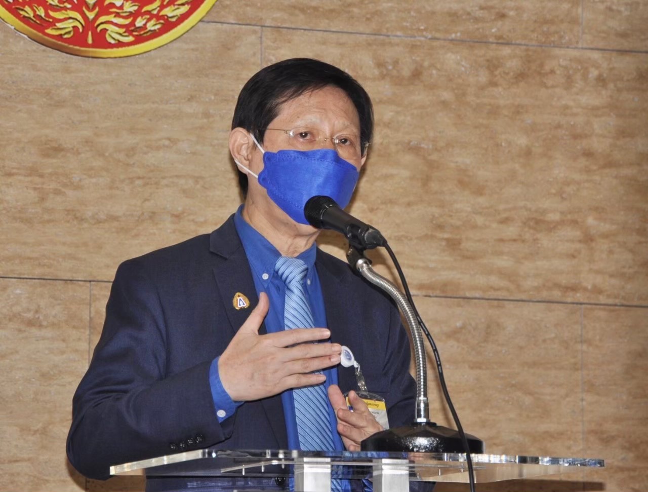 "นพ.ระวี" เปิดดีลรวม 20 พรรคเล็ก สร้างพรรคแนวร่วม ดิ้นหนีตายสูตรหาร100