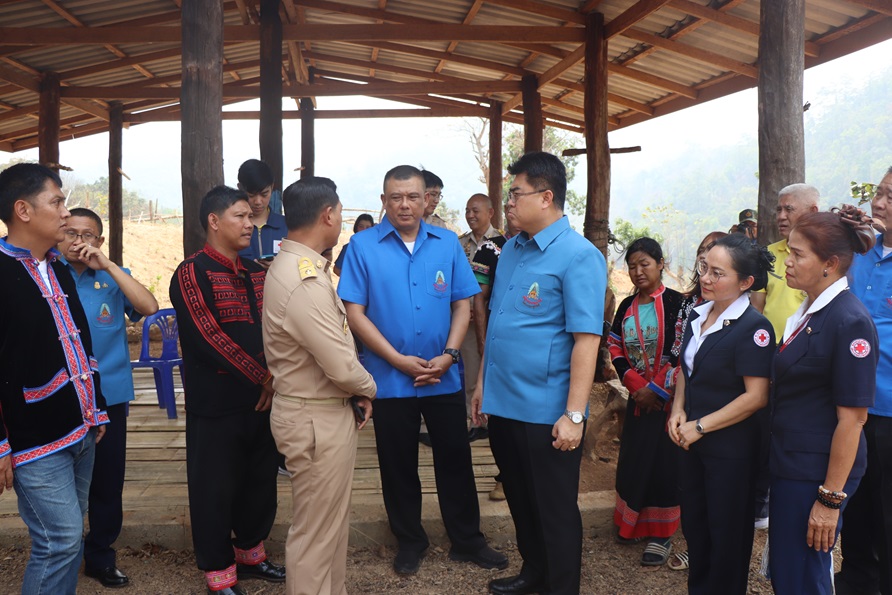 มูลนิธิราชประชานุเคราะห์ประจำจังหวัดนำสิ่งของพระราชทานฯมอบให้ราษฎรที่ประสบเหตุอัคคีภัยในพื้นที่อำเภอปางมะผ้า