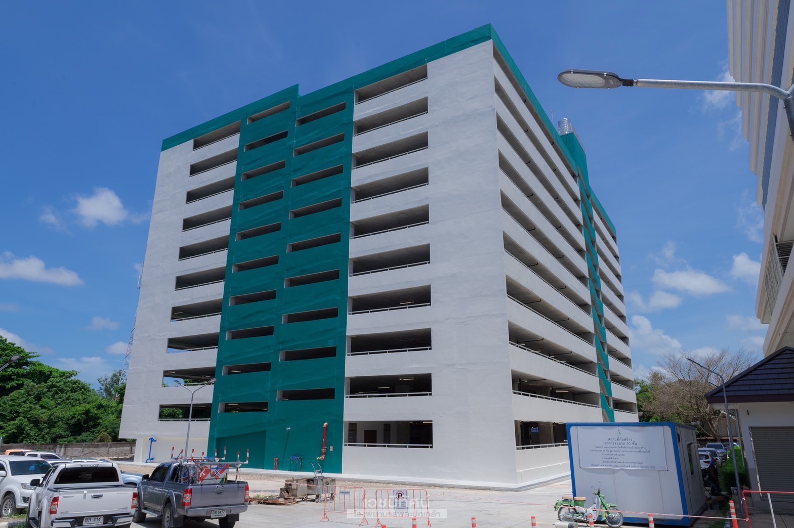 โรงพยาบาลชัยภูมิเติมฝันประชาชนสนับสนุนงบ 98 ล้านบาทสร้างอาคารจอดรถ 10 ชั้นลดจราจรแออัด