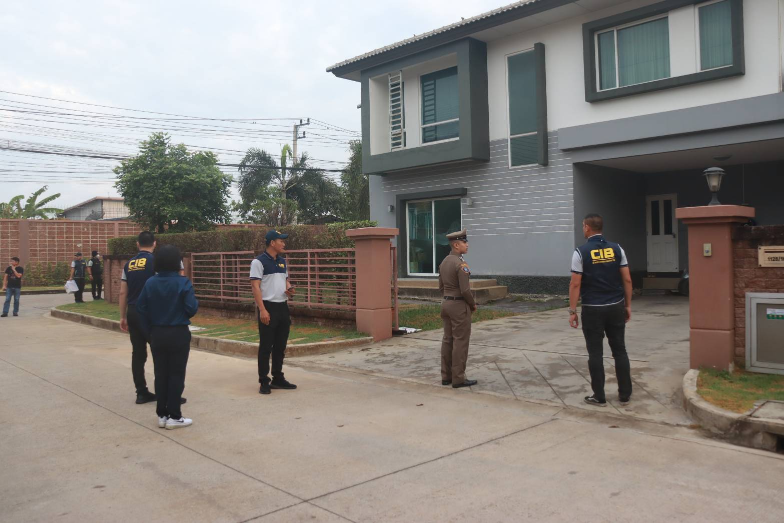 บุกรวบ สองผัวเมียทายาทเจ้าของแหนมดัง โกงเงินบริษัทเกือบ 400 ล้าน