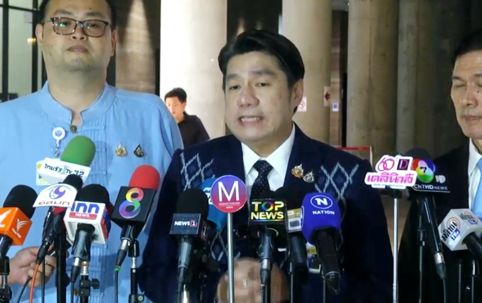 “วุฒิฯ” นัดประชุมเคาะ 14 รายชื่อกมธ.ร่วมแก้กฎหมายประชามติ 21 ต.ค.นี้  