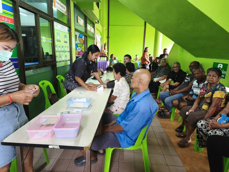 ชาวกระโสมแห่ฉีดวัคซีนไข้หวัดใหญ่ สร้างภูมิคุ้มกันรับฤดูฝน ลดเสี่ยงป่วยรุนแรง