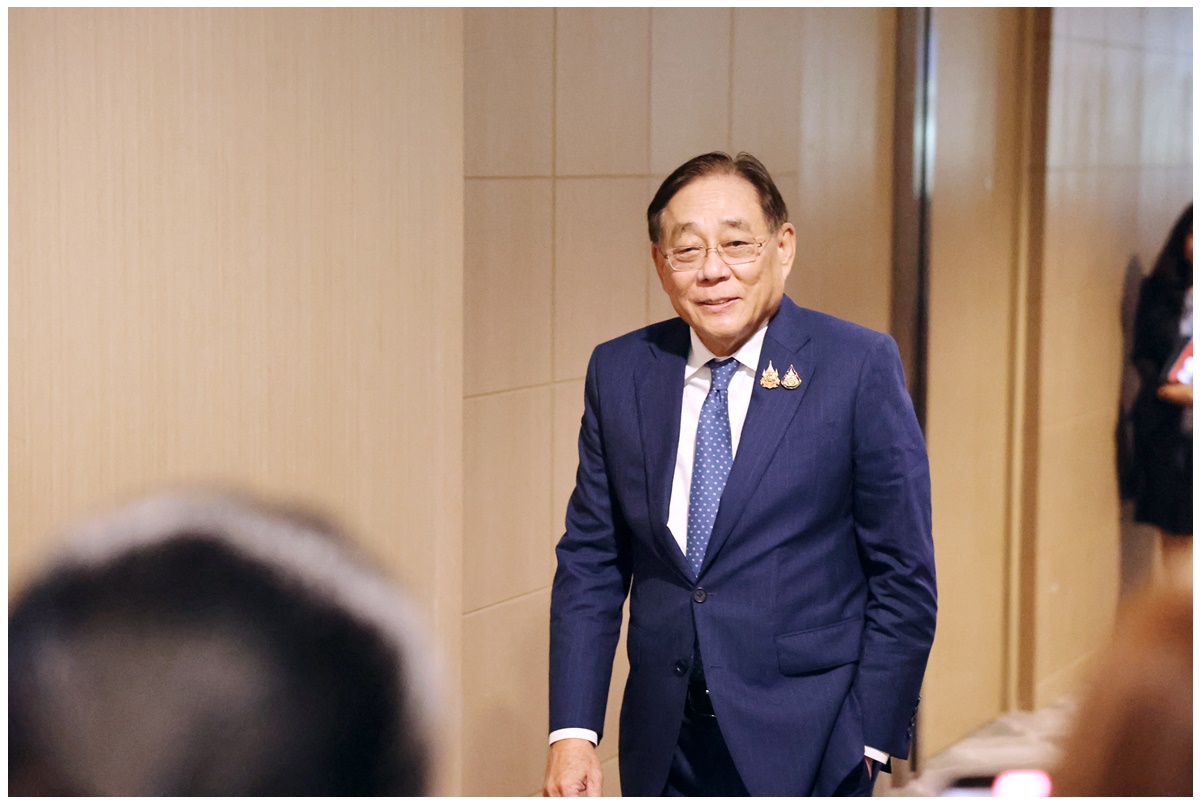 ขุนคลังหวังประชุม กนง.รอบ ธ.ค.หั่น ดบ.ลง/ส่งสัญญาณขึ้น VAT ลดภาษีเงินได้นิติบุคคล-บุคคลธรรมดาเหลือ 15%