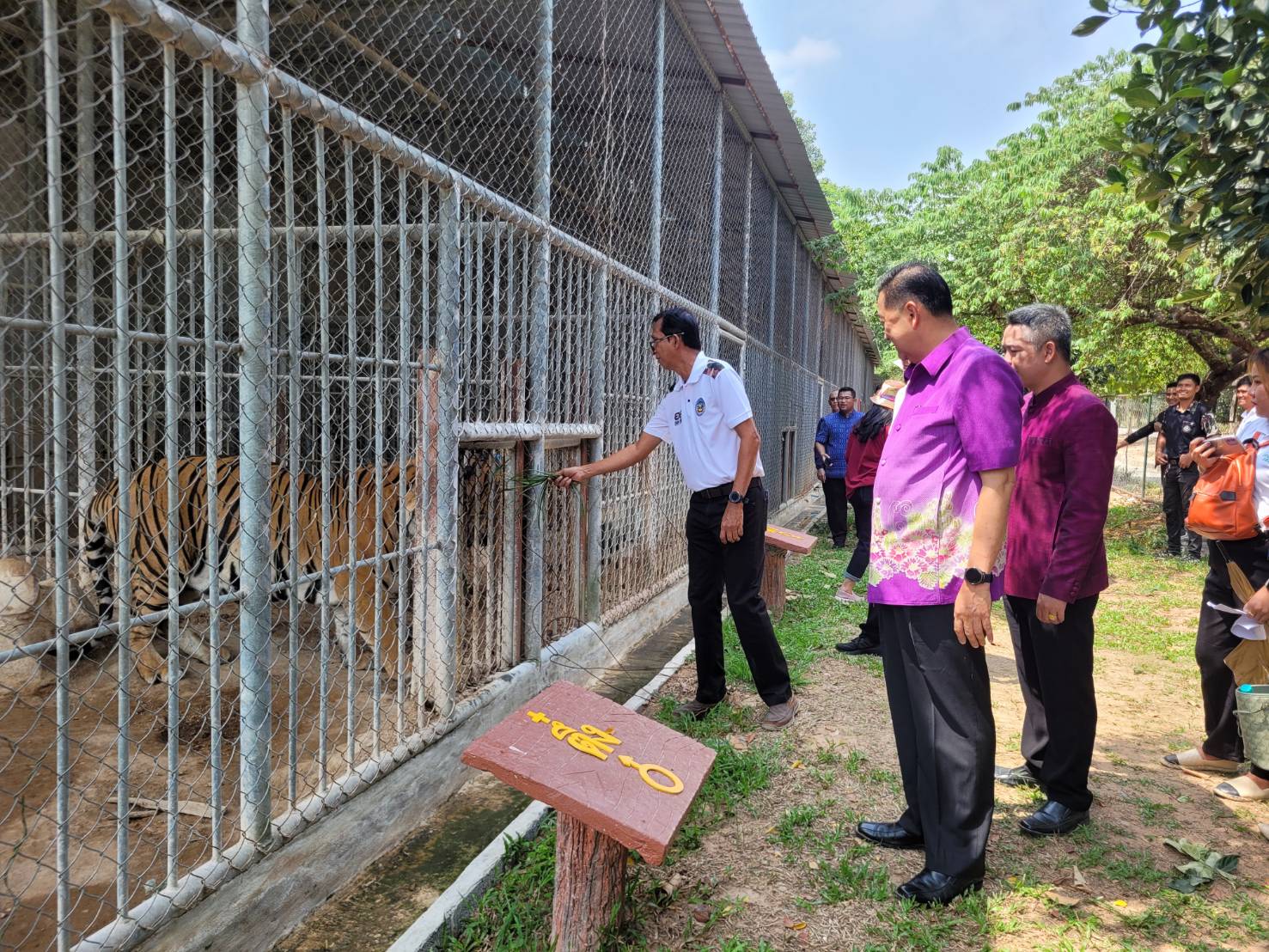 ร้อยเอ็ด ตรวจติดตาม สถานีเพาะเลี้ยงสัตว์ป่า อำเภอธวัชบุรี ให้เป็นแหล่งเรียนรู้แห่งใหม่ด้านสัตว์ป่า