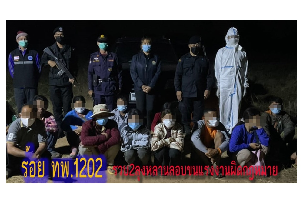 รวบสองลุงหลานควบเก๋ง2คัน ลักลอบขนแรงงานผิดกม. 