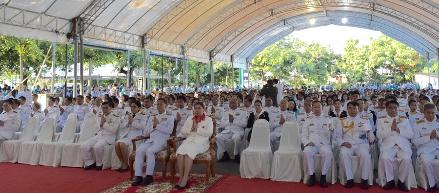 ผบก.ภ.จว.ขอนแก่นนำคณะข้าราชการตำรวจถวายพระพรชัยมงคลสมเด็จพระนางเจ้าสิริกิติ์ พระบรมราชินีนาถ ในรัชกาลที่ 9 เนื่องในโอกาสวันมหามงคลเฉลิมพระชนมพรรษา 85 พรรษา