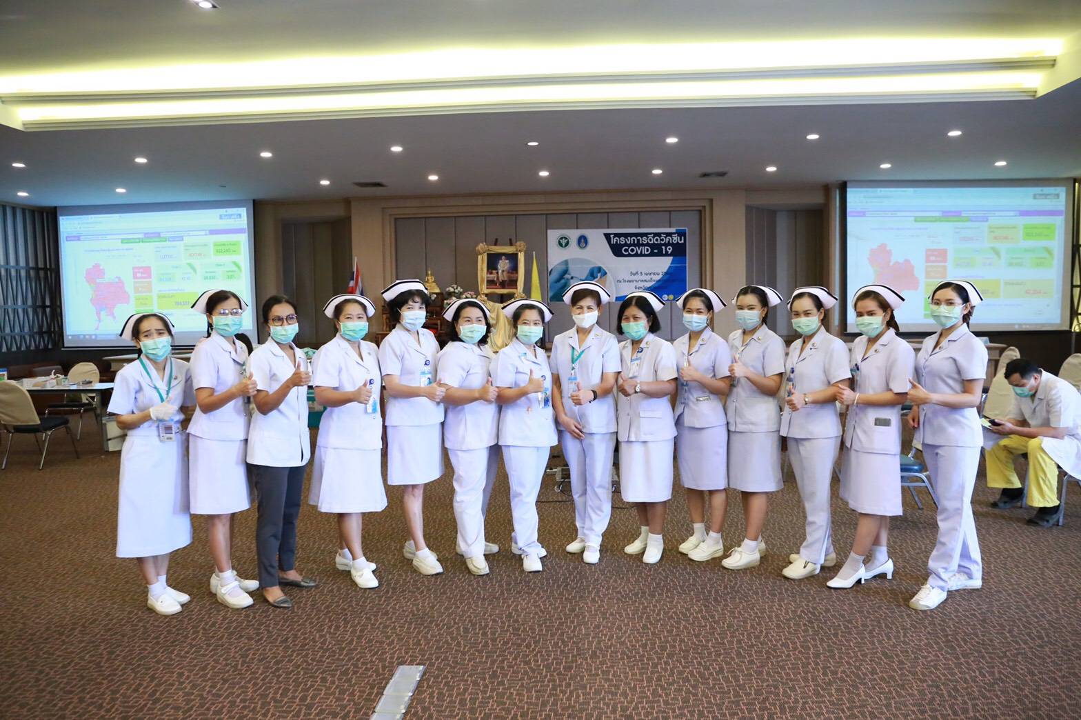 รพร.ท่าบ่อ เปิดให้บริการตรวจร่างกาย ฉีดวัคซีนซิโนแวค เข็มที่ 1  