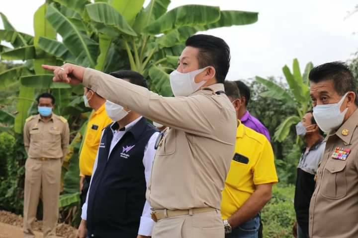 นายก อบจ.พิษณุโลก ลงพื้นที่ติดตามการดำเนินงานปรับปรุงถนน อ.พรหมพิราม