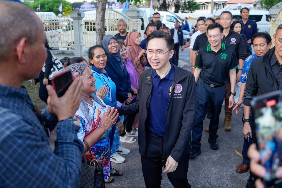 "ยศชนัน" รุดรับฟัง 19 ข้อเสนอประมงพื้นบ้าน ชาวบ้านยื่นข้อเสนอ "ดันแก้กม.-ลดราคาน้ำมัน-ตั้ง ร.ร.ประมง" ด้านรองนายกฯ เตรียมเปิดวงคุยนอกรอบ